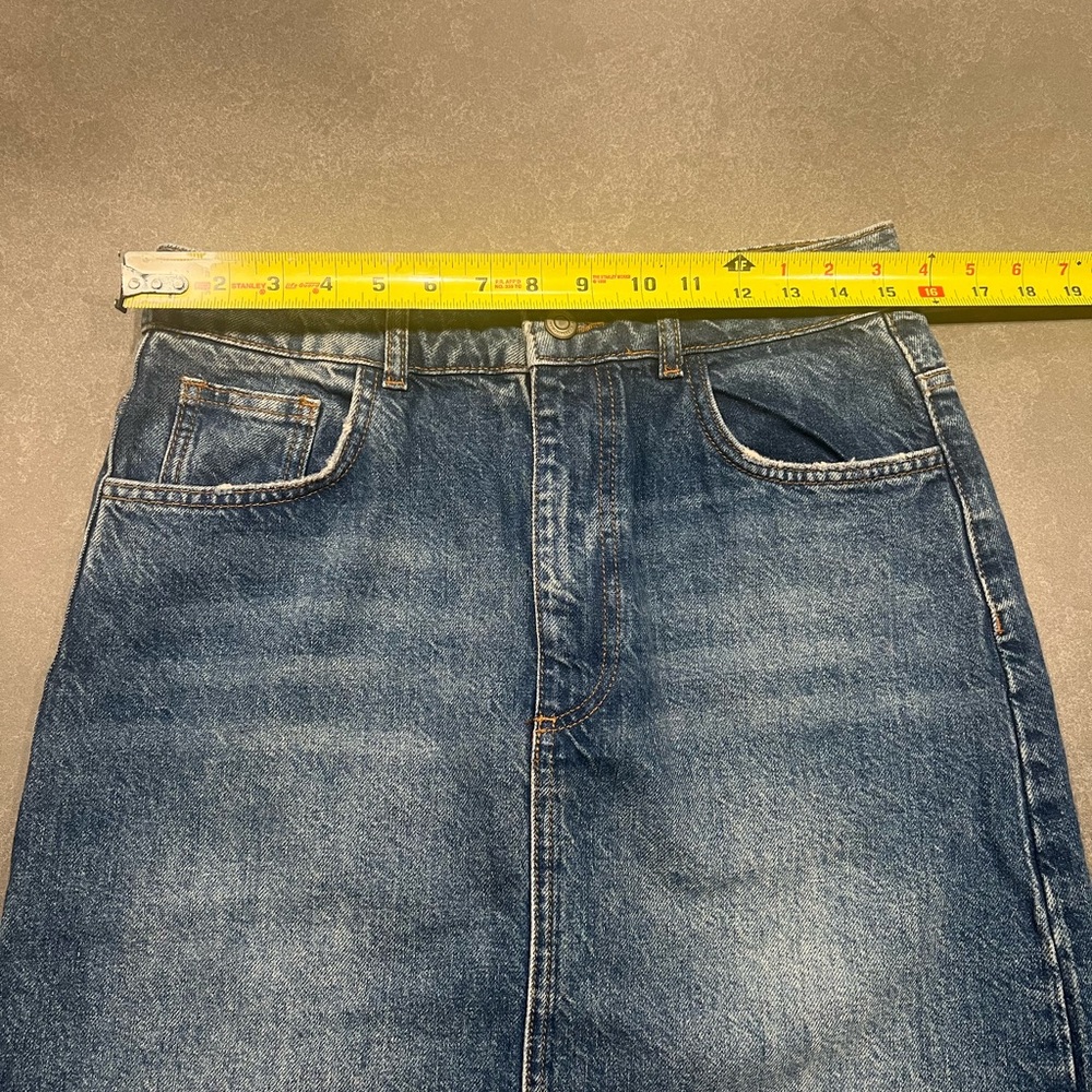 Zara Women's Dark Blue Denim Skirt - Picture 8 of 10